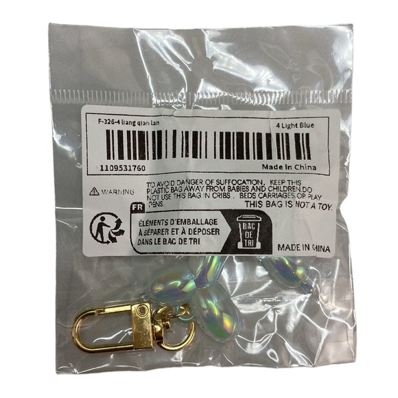 Light Blue Iridescent Multichrome Balloon Dog Bag Charm Keychain - Picture 10 of 10